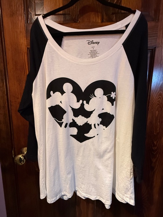 Disney Tops - Disney Black & White Mickey Heart Raglan Tee
